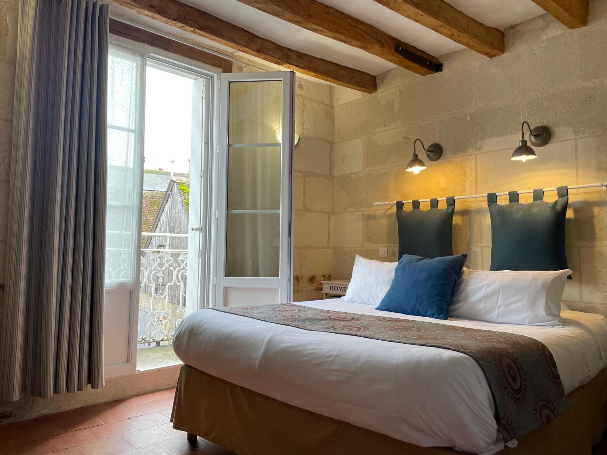 Logis Auberge Le Colombien - Hotel Et Restaurant Villandry Luaran gambar