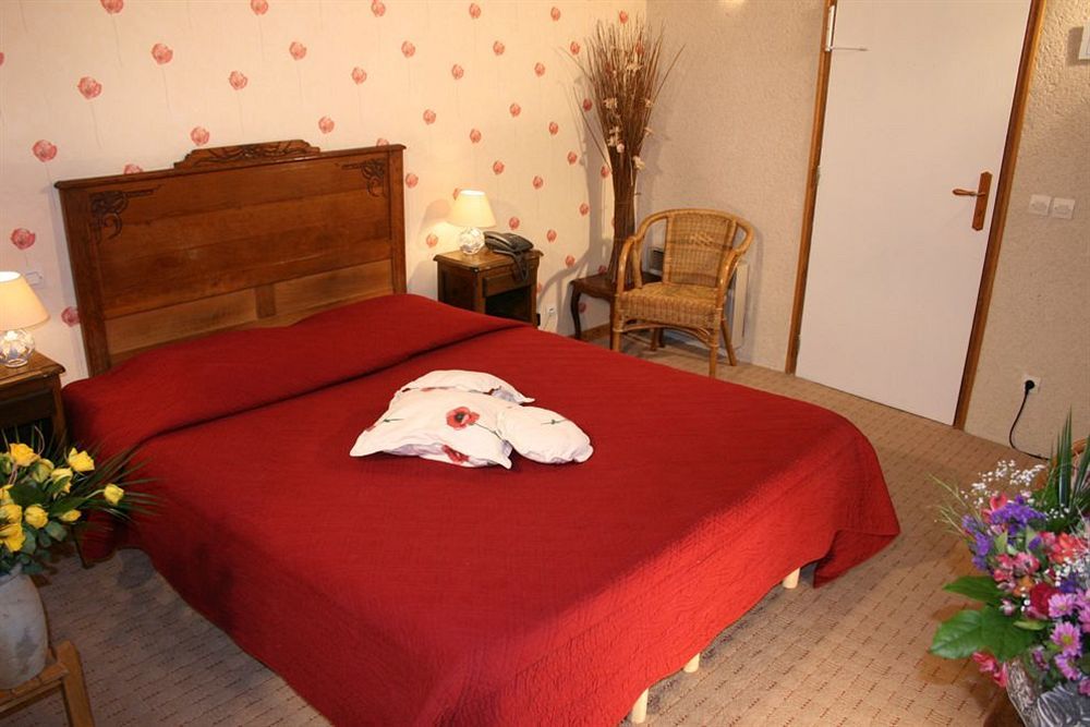 Logis Auberge Le Colombien - Hotel Et Restaurant Villandry Luaran gambar